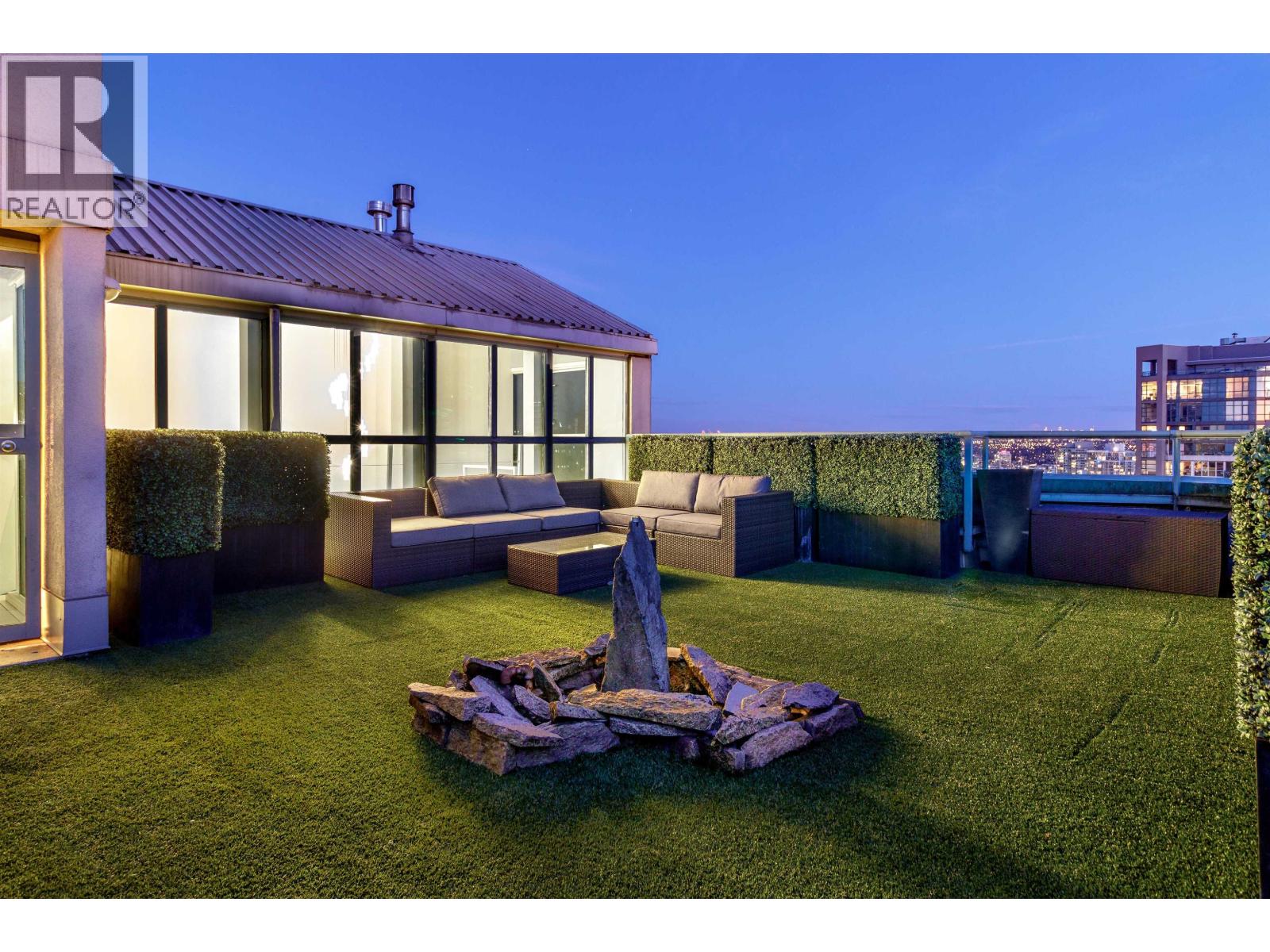 2801 1188 Howe Street, Vancouver, British Columbia  V6Z 2S8 - Photo 3 - R3062621