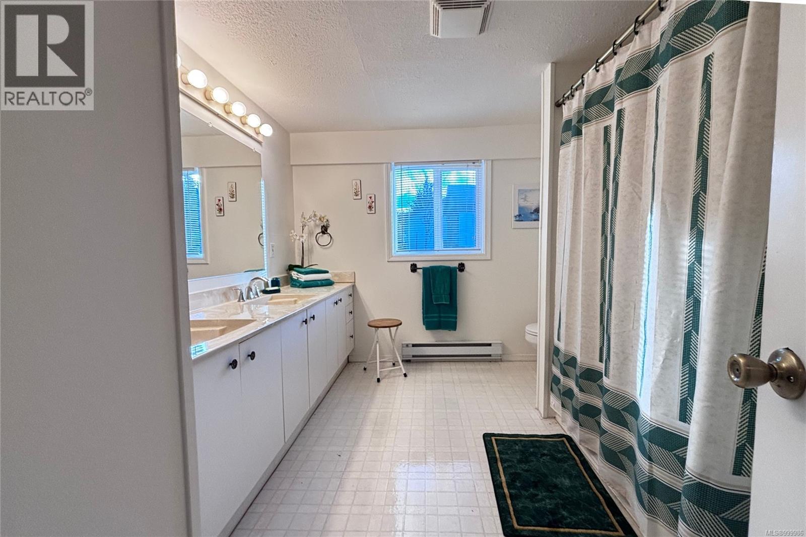 253 Hembrough Rd, Bowser, British Columbia  V0R 1G0 - Photo 41 - 999986