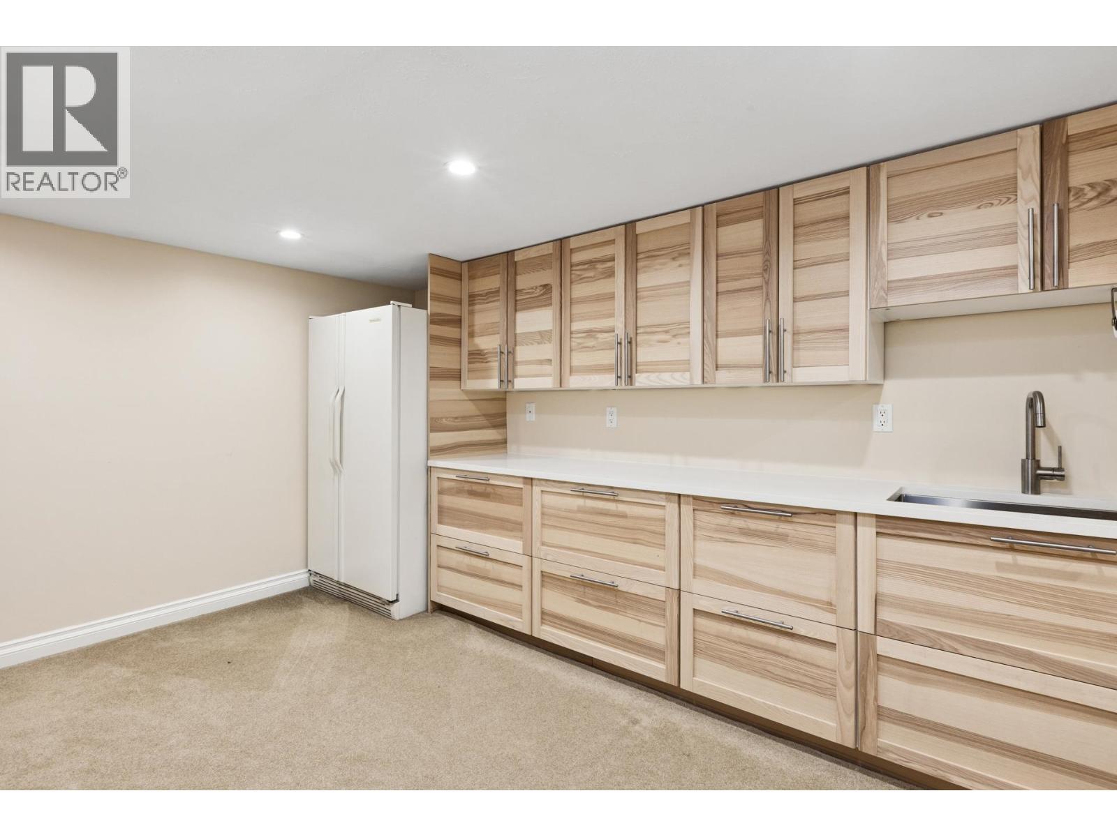 5685 Nancy Greene Way, North Vancouver, British Columbia  V7R 4W2 - Photo 31 - R3062601