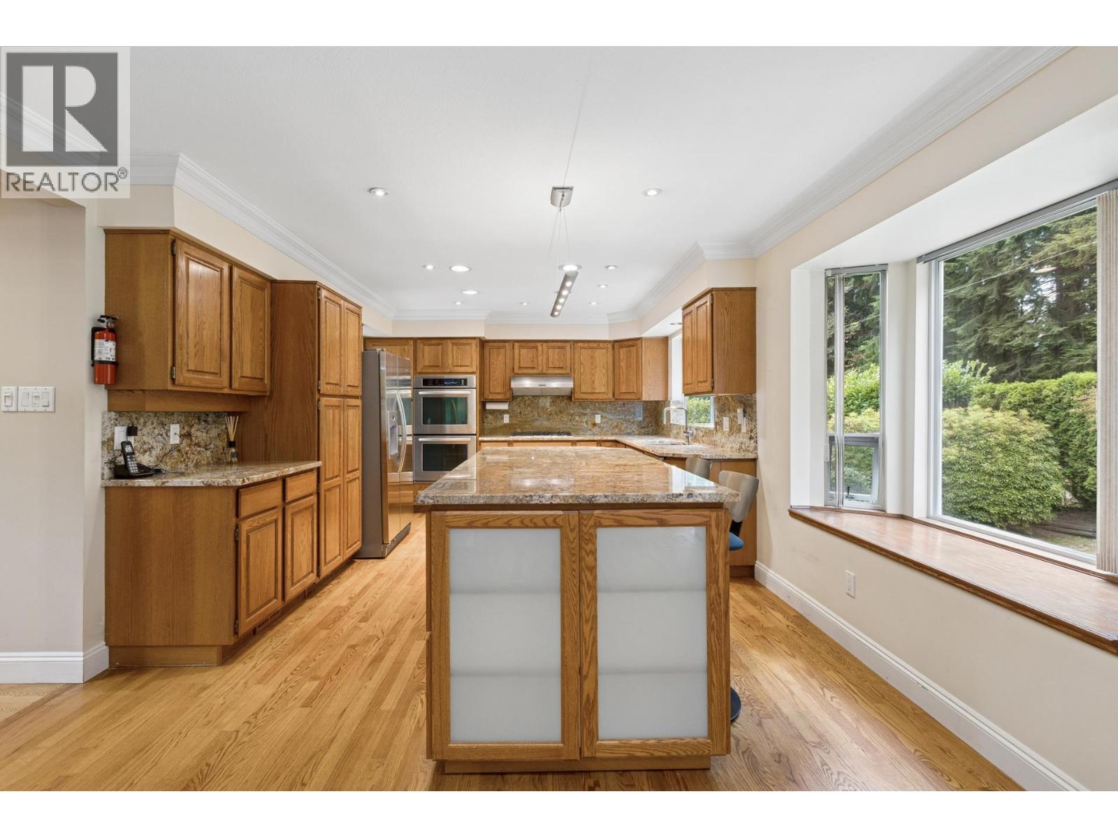 5685 Nancy Greene Way, North Vancouver, British Columbia  V7R 4W2 - Photo 8 - R3062601