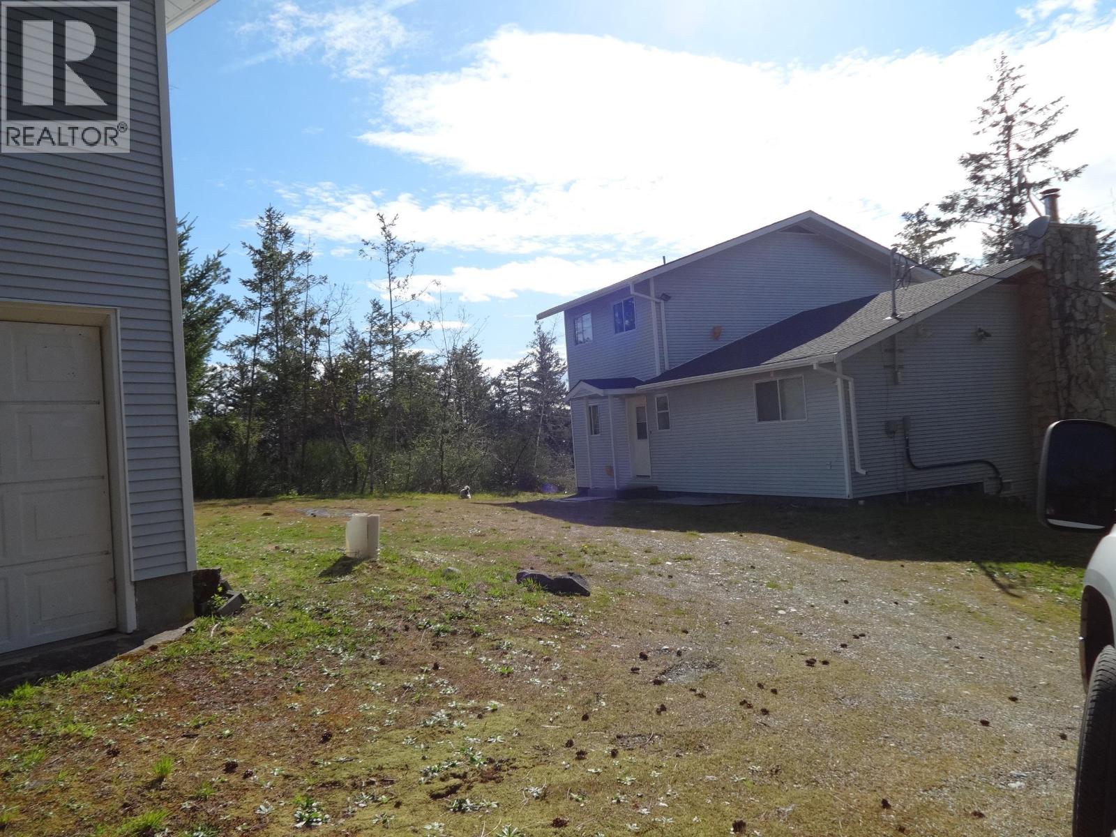 11682 Sunshine Coast Highway, Madeira Park, British Columbia  V7Z 1B9 - Photo 3 - R3062631