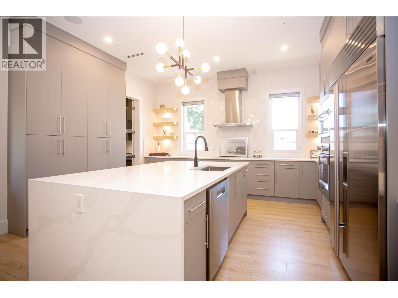 21661 Ridgeway Crescent, Maple Ridge, British Columbia  V2X 3Z6 - Photo 11 - R3062637