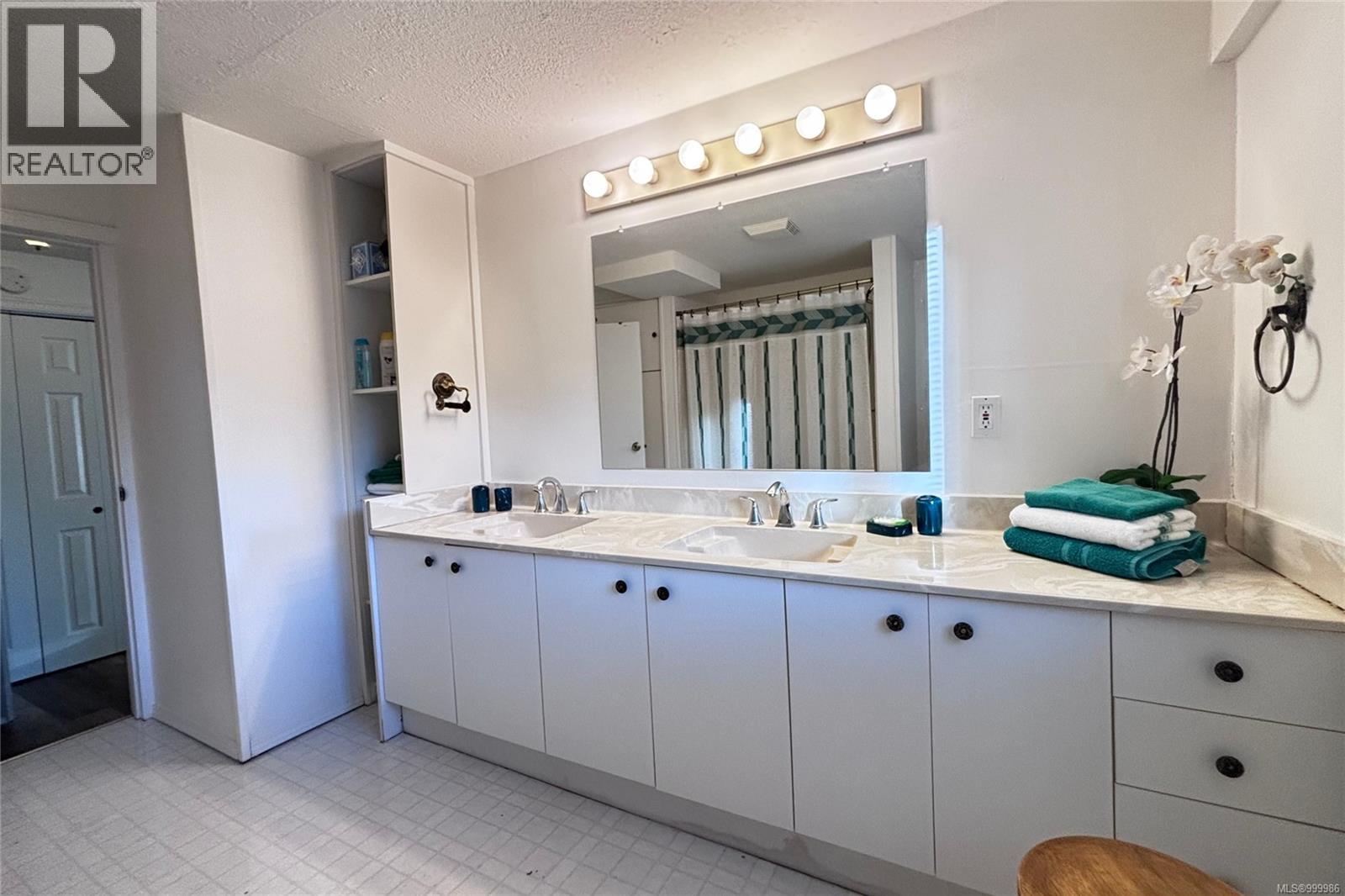 253 Hembrough Rd, Bowser, British Columbia  V0R 1G0 - Photo 42 - 999986