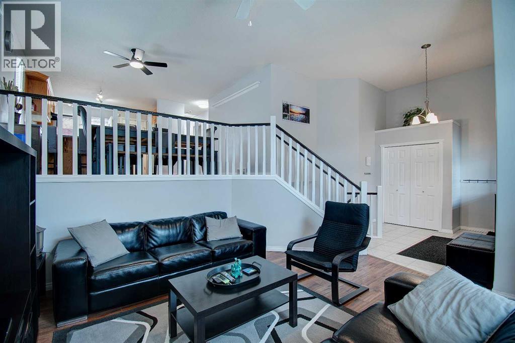 1047 Creek Springs Rise Nw, Airdrie, Alberta  T4B 2V5 - Photo 5 - A2261820