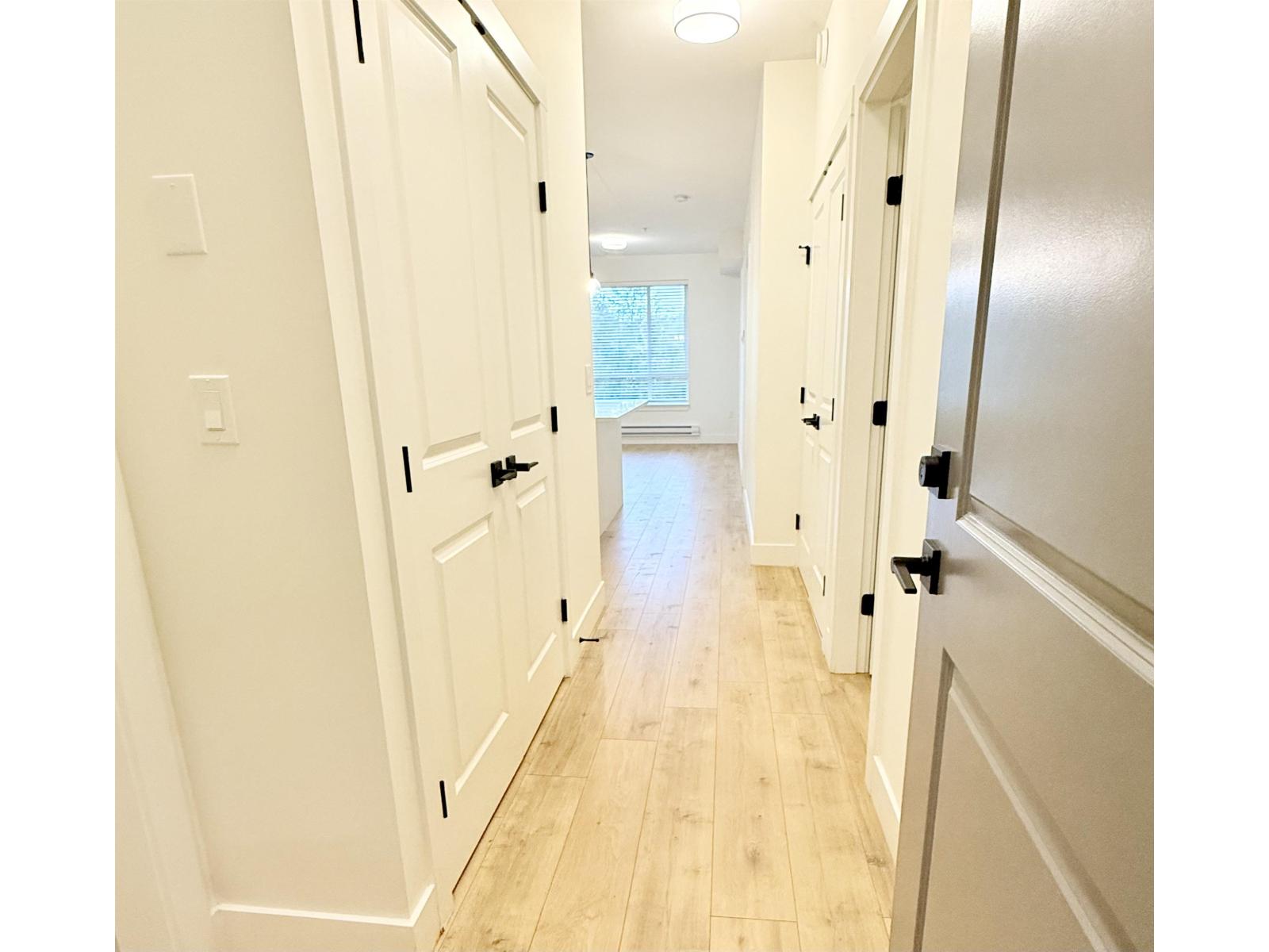 413 7506 199a Street, Langley, British Columbia  V2Y 3K9 - Photo 4 - R3061206