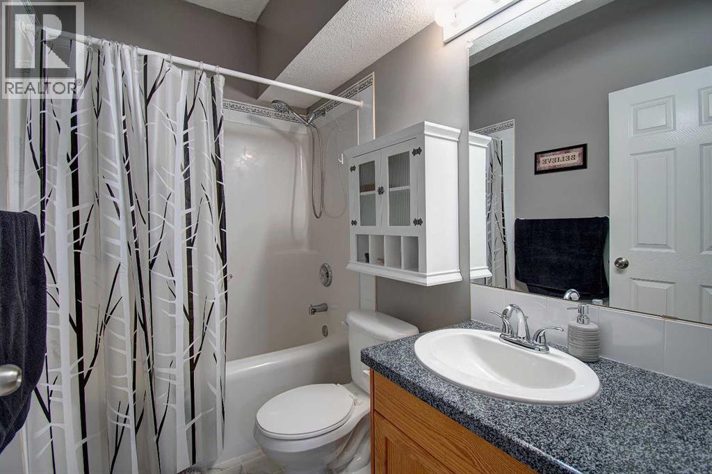 1047 Creek Springs Rise Nw, Airdrie, Alberta  T4B 2V5 - Photo 25 - A2261820