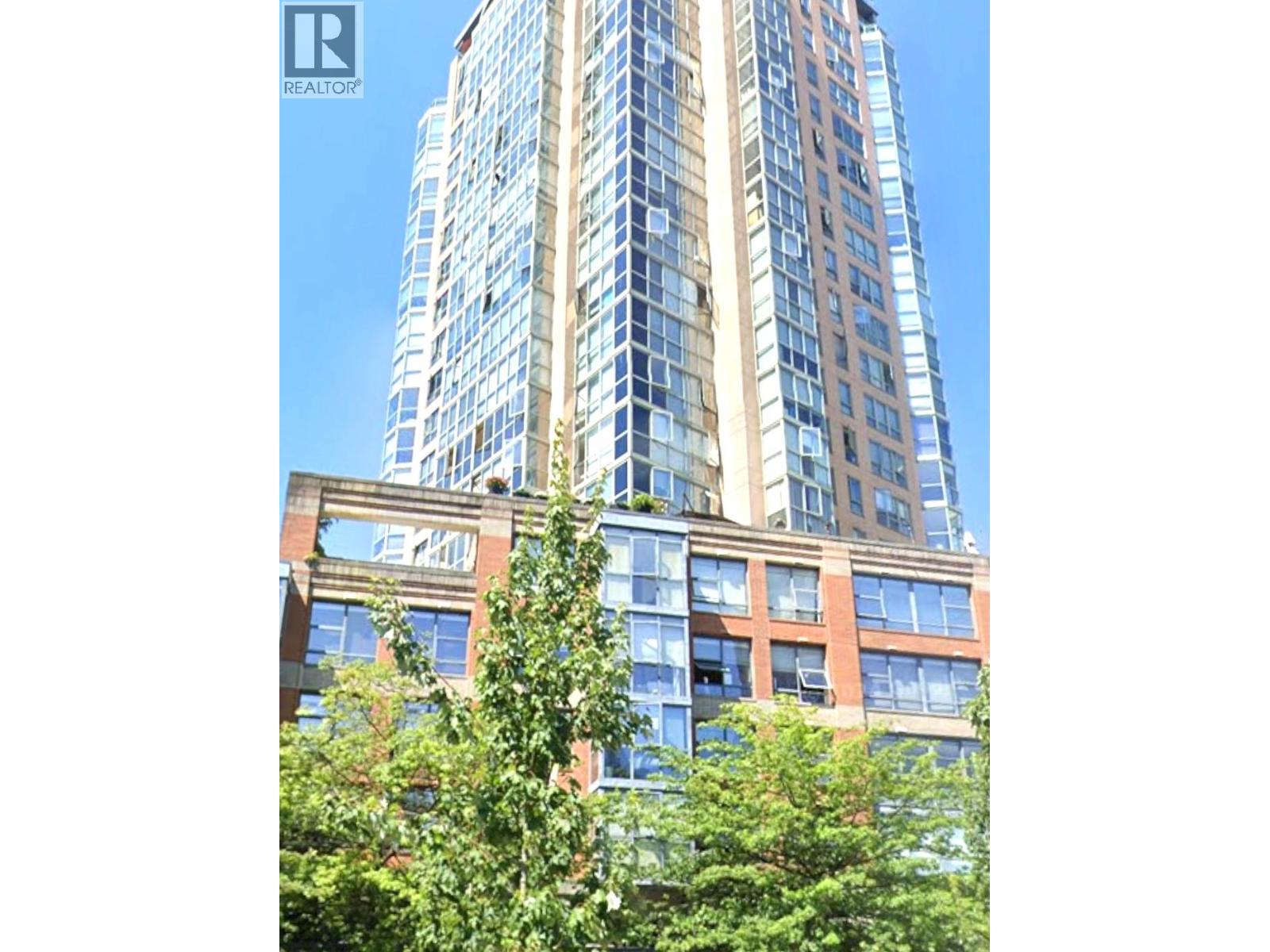 40 1200 Pacific Boulevard, Vancouver, British Columbia  V6B 5Z4 - Photo 1 - R3061798