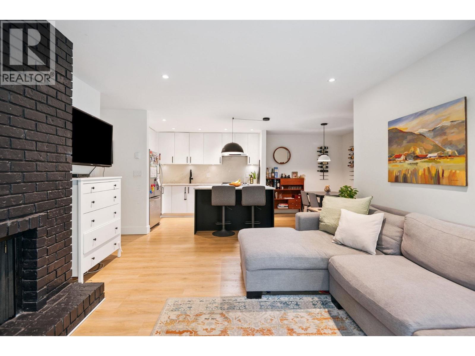 101 1696 W 10th Avenue, Vancouver, British Columbia  V6J 2A1 - Photo 8 - R3062620