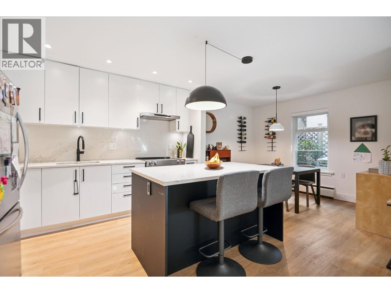 101 1696 W 10th Avenue, Vancouver, British Columbia  V6J 2A1 - Photo 11 - R3062620