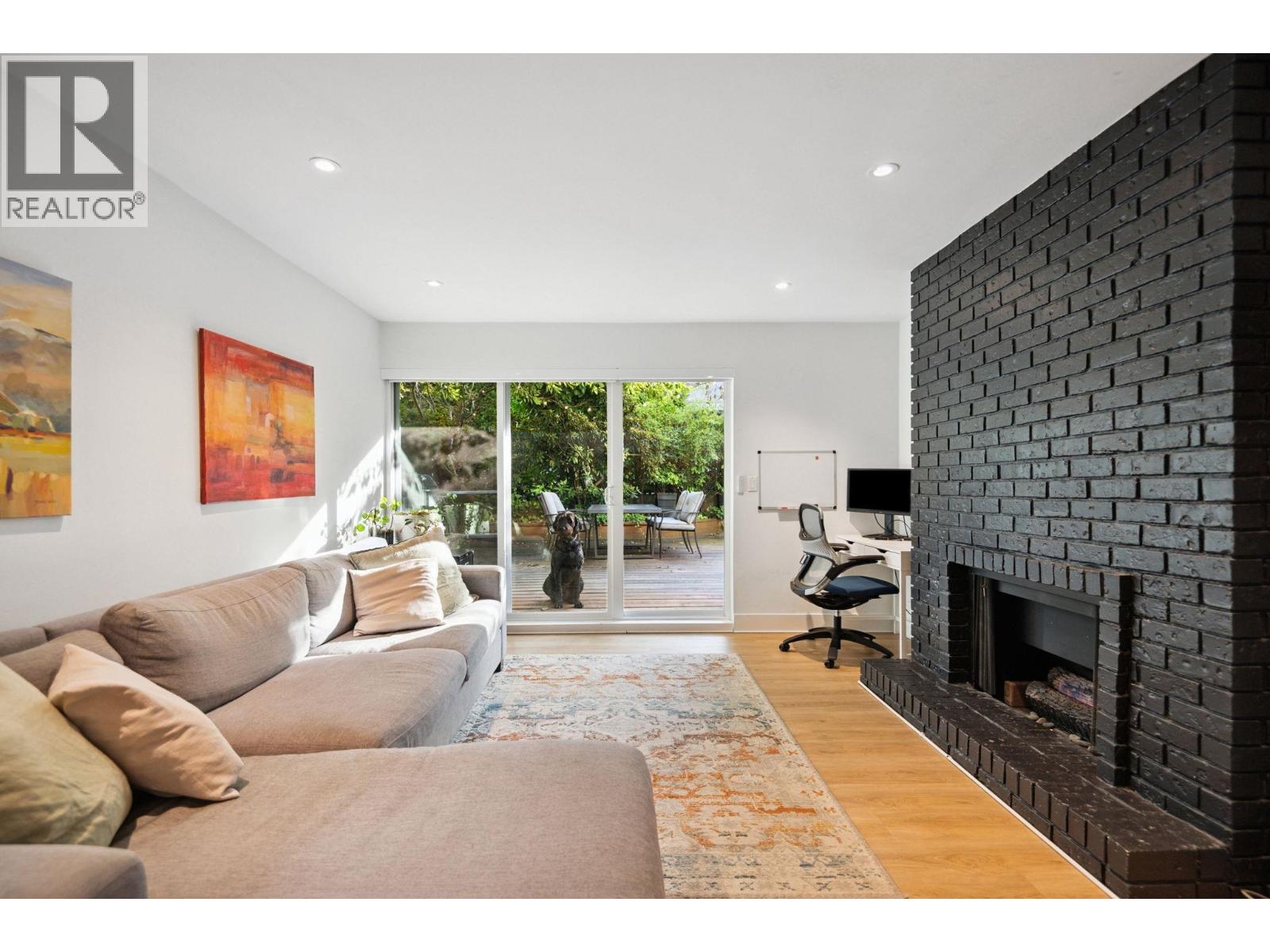 101 1696 W 10th Avenue, Vancouver, British Columbia  V6J 2A1 - Photo 6 - R3062620