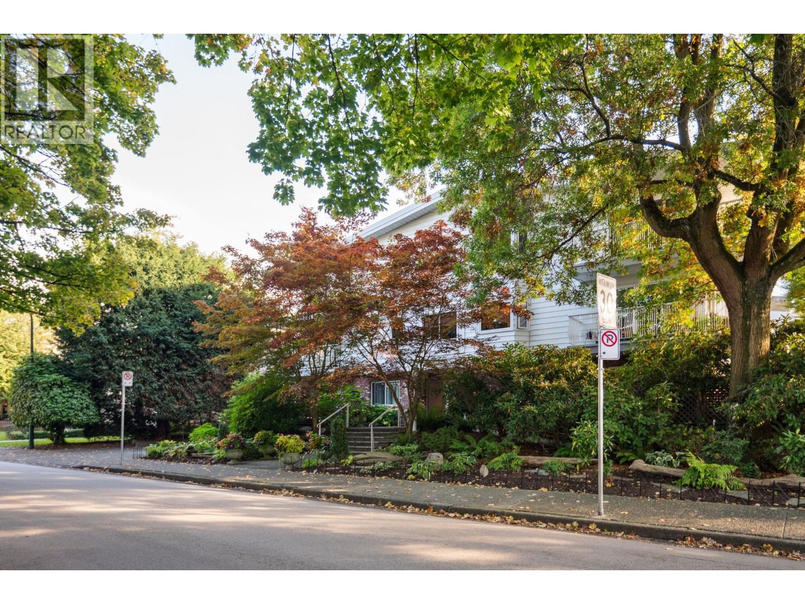 101 1696 W 10th Avenue, Vancouver, British Columbia  V6J 2A1 - Photo 23 - R3062620