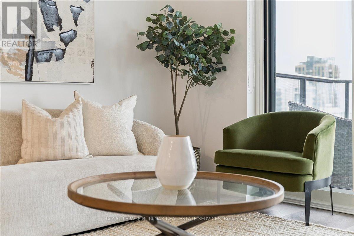 1405 - 2007 James Street, Burlington, Ontario  L7R 0G7 - Photo 16 - W12486369