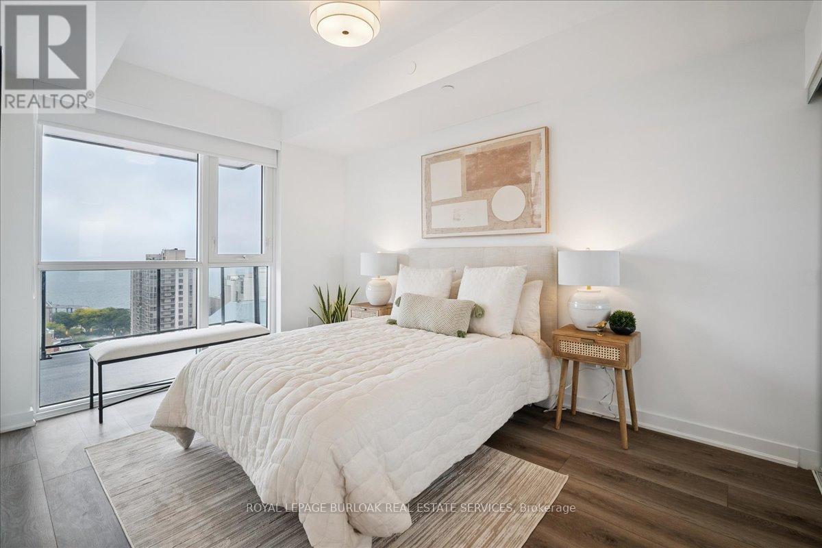 1405 - 2007 James Street, Burlington, Ontario  L7R 0G7 - Photo 17 - W12486369