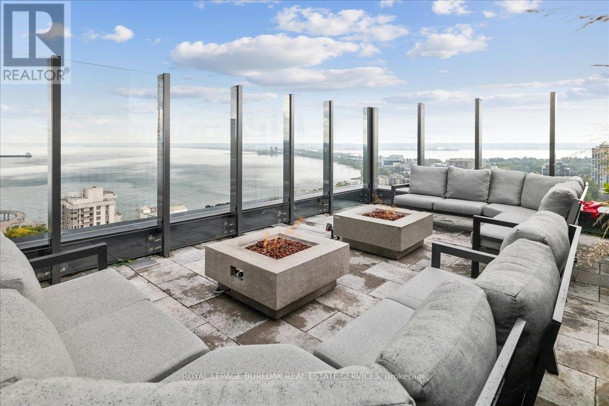 1405 - 2007 James Street, Burlington, Ontario  L7R 0G7 - Photo 35 - W12486369