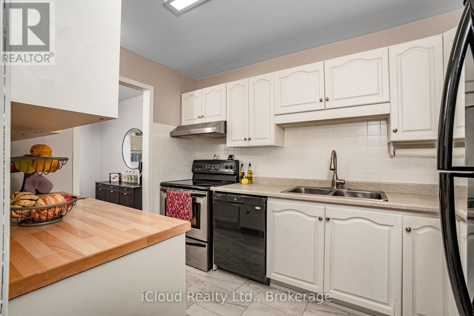 101 - 5061 Pinedale Avenue, Burlington, Ontario  L7L 5J6 - Photo 11 - W12486372