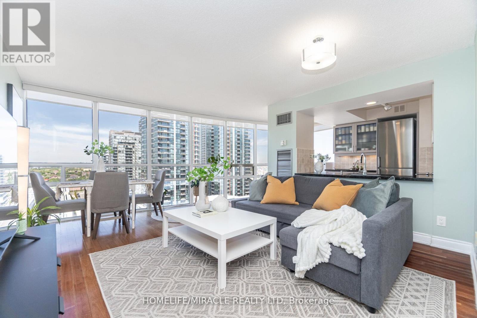 1701 - 50 Eglinton Ave W, Mississauga, Ontario  L5R 3P5 - Photo 11 - W12486379