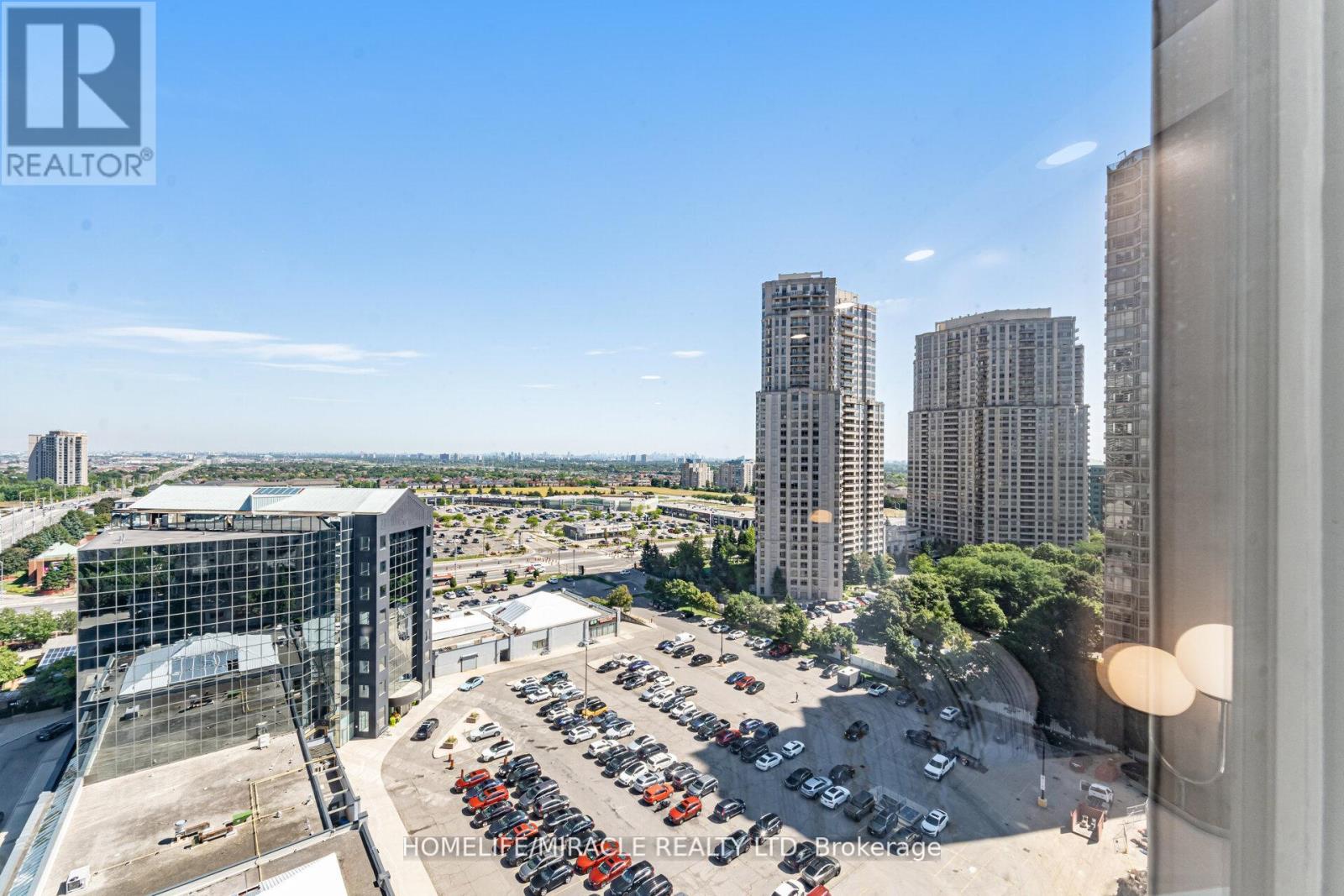 1701 - 50 Eglinton Ave W, Mississauga, Ontario  L5R 3P5 - Photo 41 - W12486379