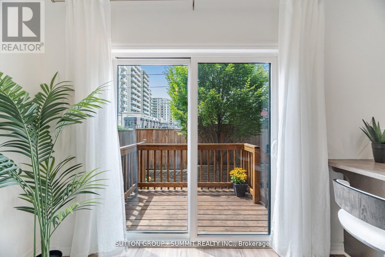 12 - 70 Plains Road W, Burlington, Ontario  L7T 0B6 - Photo 22 - W12486397