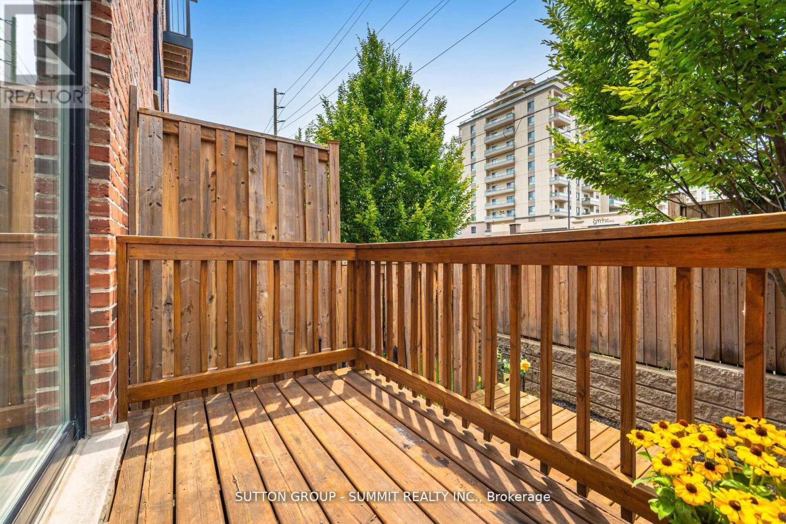 12 - 70 Plains Road W, Burlington, Ontario  L7T 0B6 - Photo 24 - W12486397