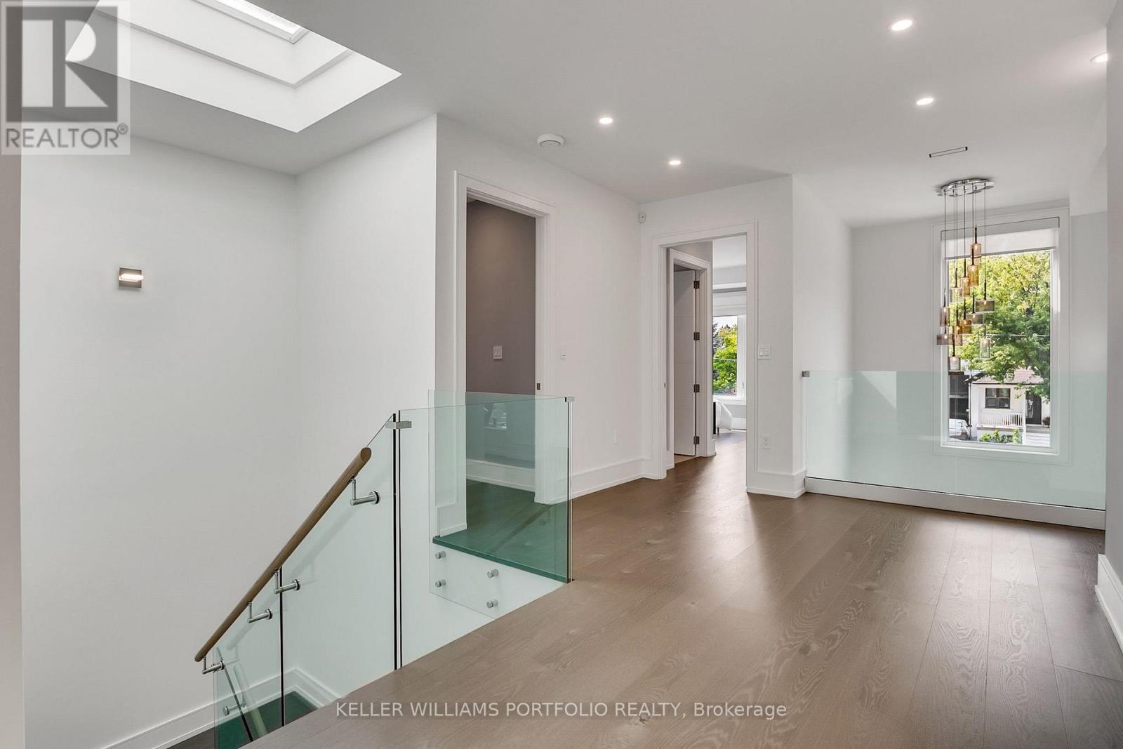 27 Prennan Avenue, Toronto, Ontario  M9B 4B7 - Photo 22 - W12486402