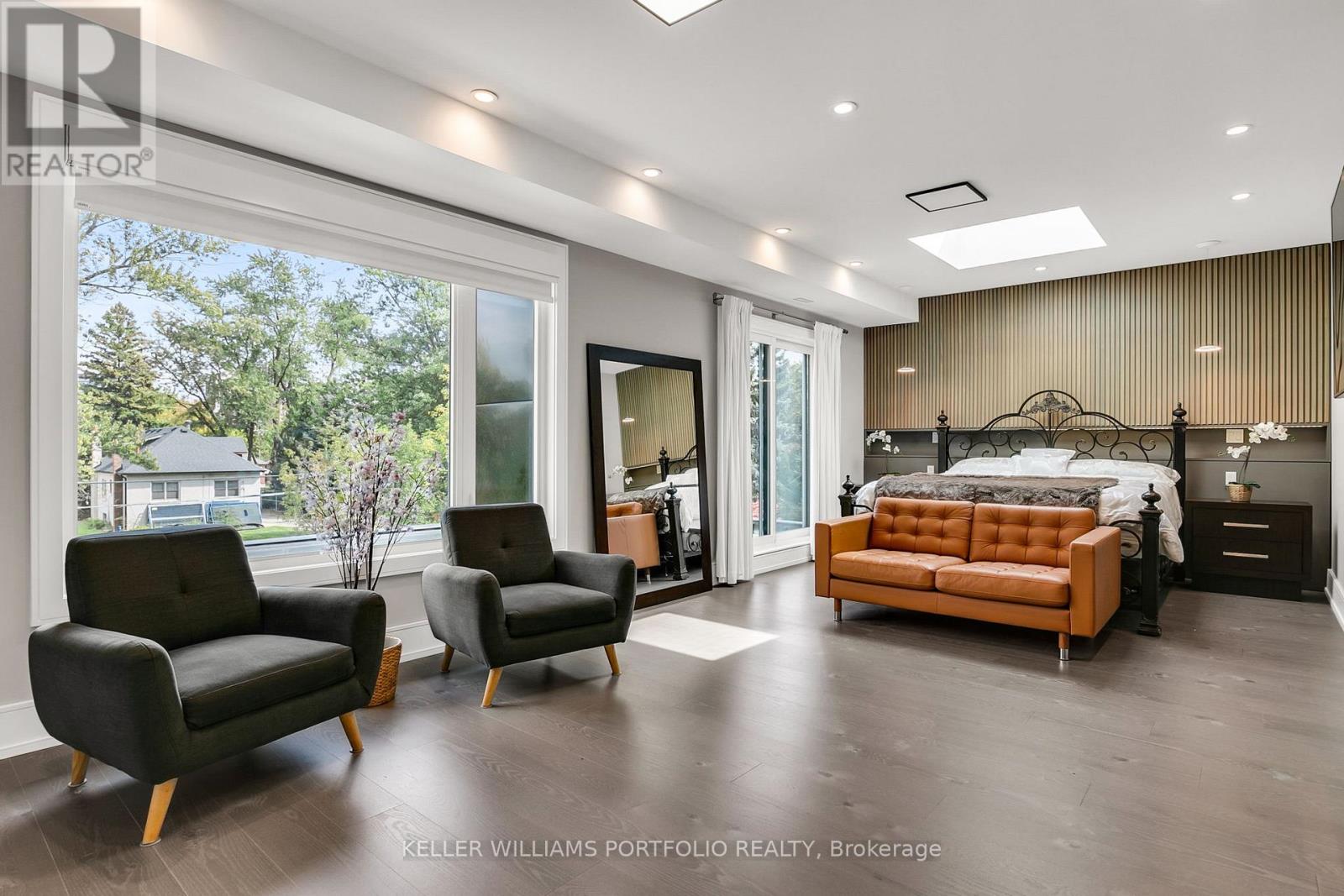 27 Prennan Avenue, Toronto, Ontario  M9B 4B7 - Photo 23 - W12486402