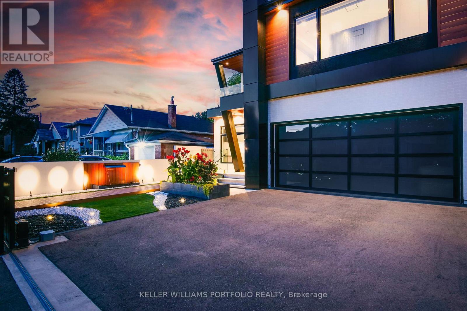 27 Prennan Avenue, Toronto, Ontario  M9B 4B7 - Photo 3 - W12486402