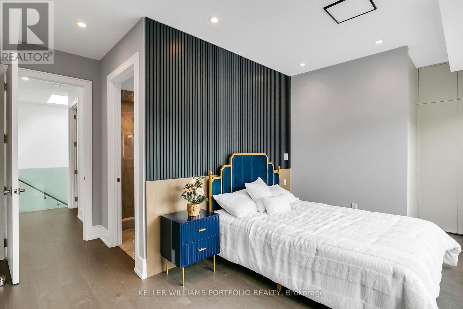 27 Prennan Avenue, Toronto, Ontario  M9B 4B7 - Photo 31 - W12486402