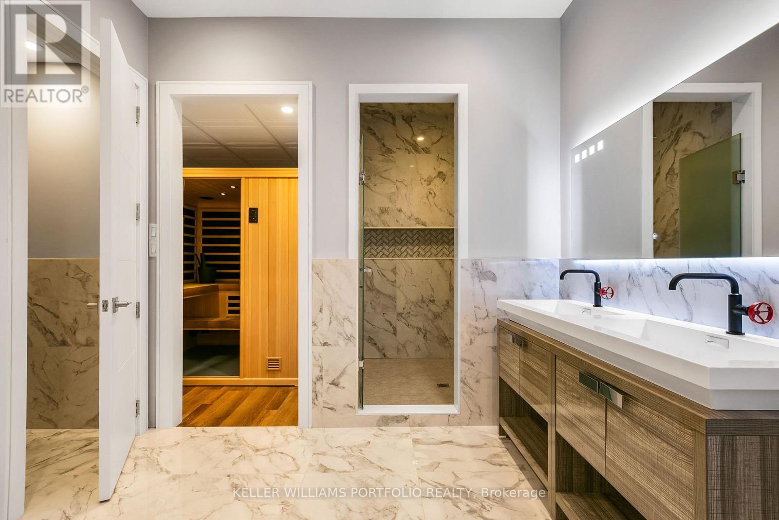 27 Prennan Avenue, Toronto, Ontario  M9B 4B7 - Photo 39 - W12486402