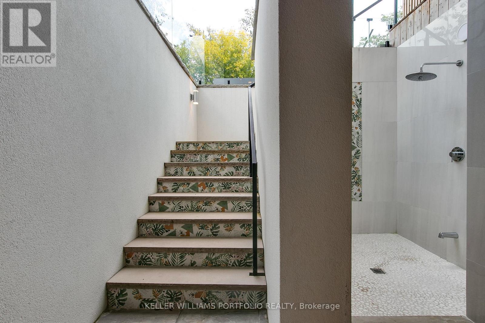 27 Prennan Avenue, Toronto, Ontario  M9B 4B7 - Photo 40 - W12486402