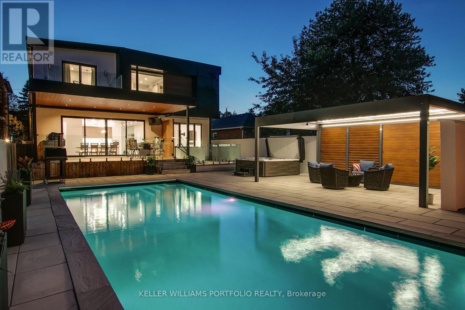 27 Prennan Avenue, Toronto, Ontario  M9B 4B7 - Photo 47 - W12486402