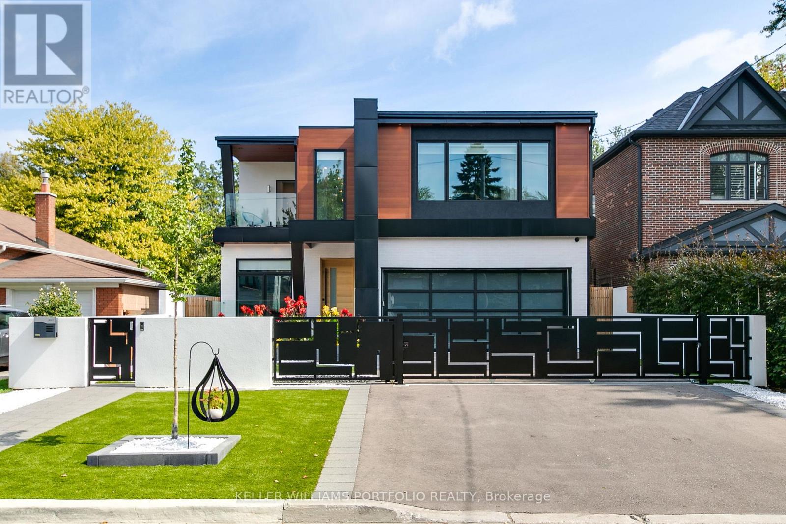 27 Prennan Avenue, Toronto, Ontario  M9B 4B7 - Photo 50 - W12486402