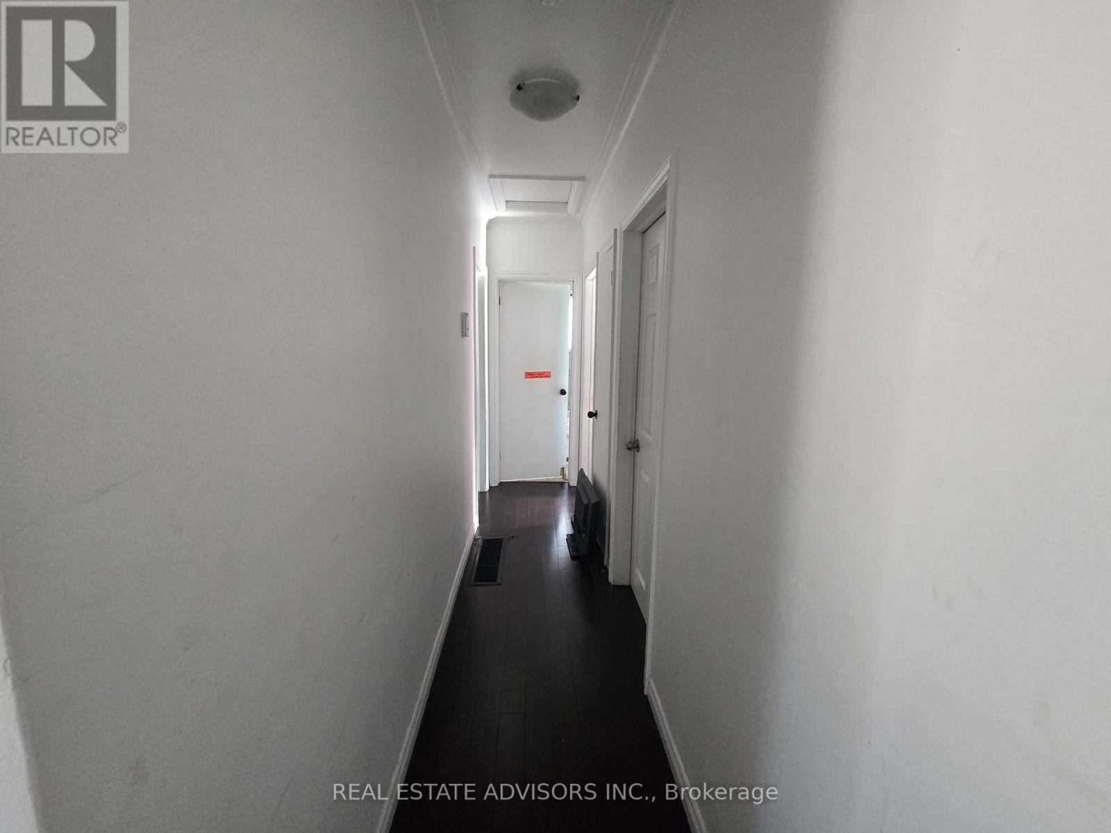 65 Moncrieff Drive, Toronto, Ontario  M9W 2R3 - Photo 8 - W12486420