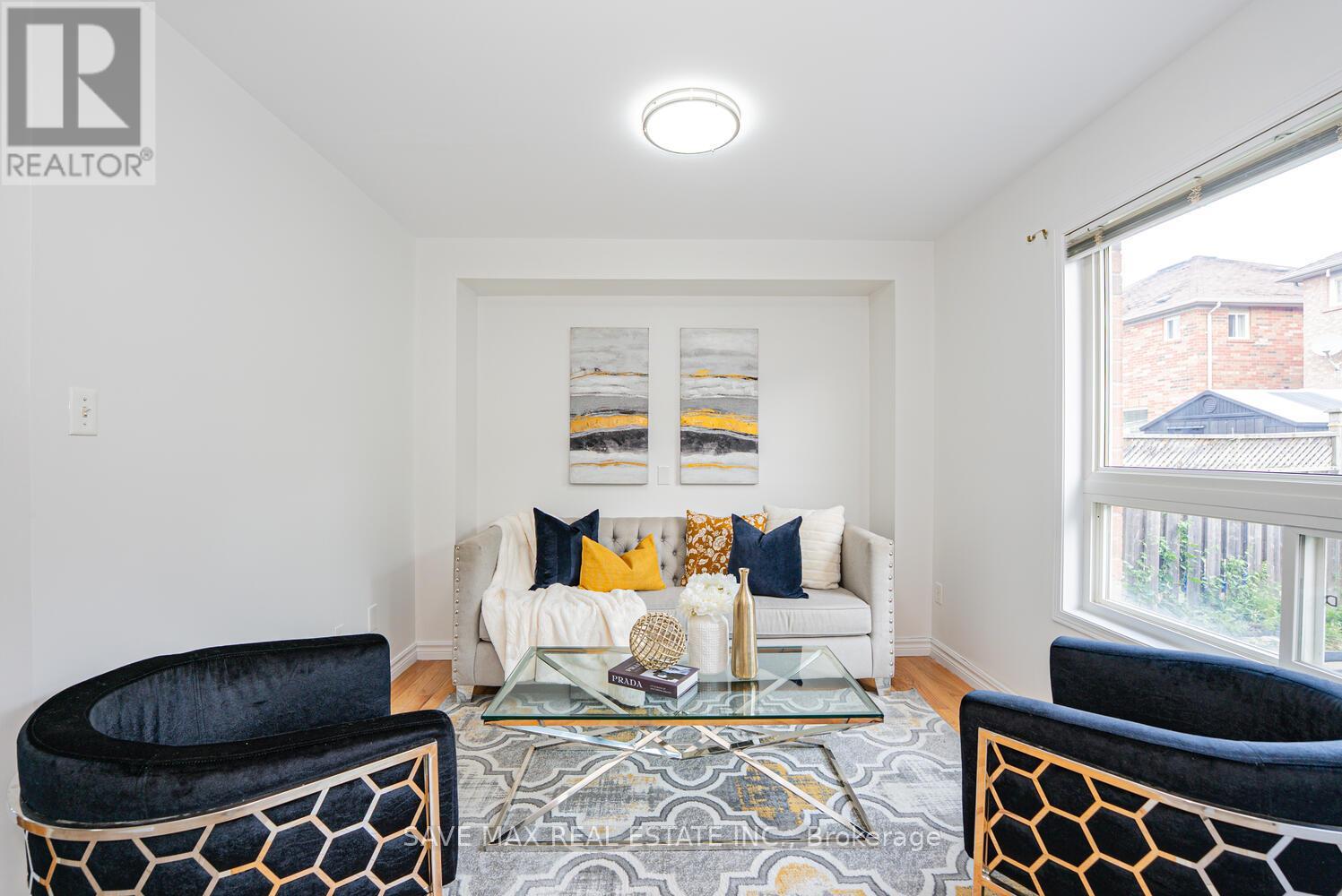 100 Bushmill Circle, Brampton, Ontario  L7A 0K6 - Photo 15 - W12486449