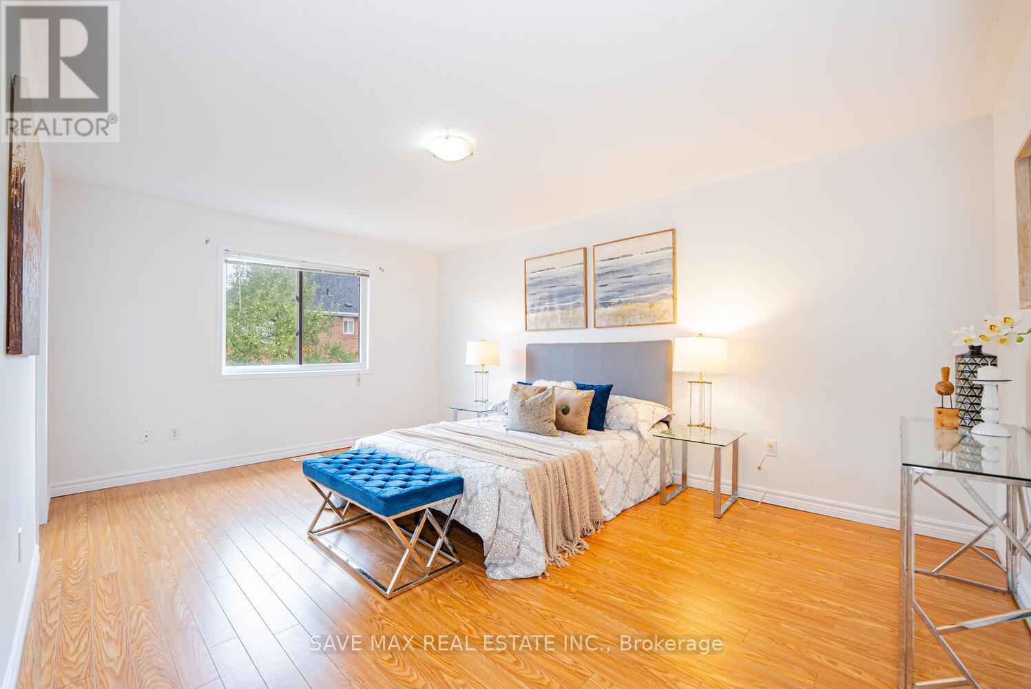 100 Bushmill Circle, Brampton, Ontario  L7A 0K6 - Photo 25 - W12486449