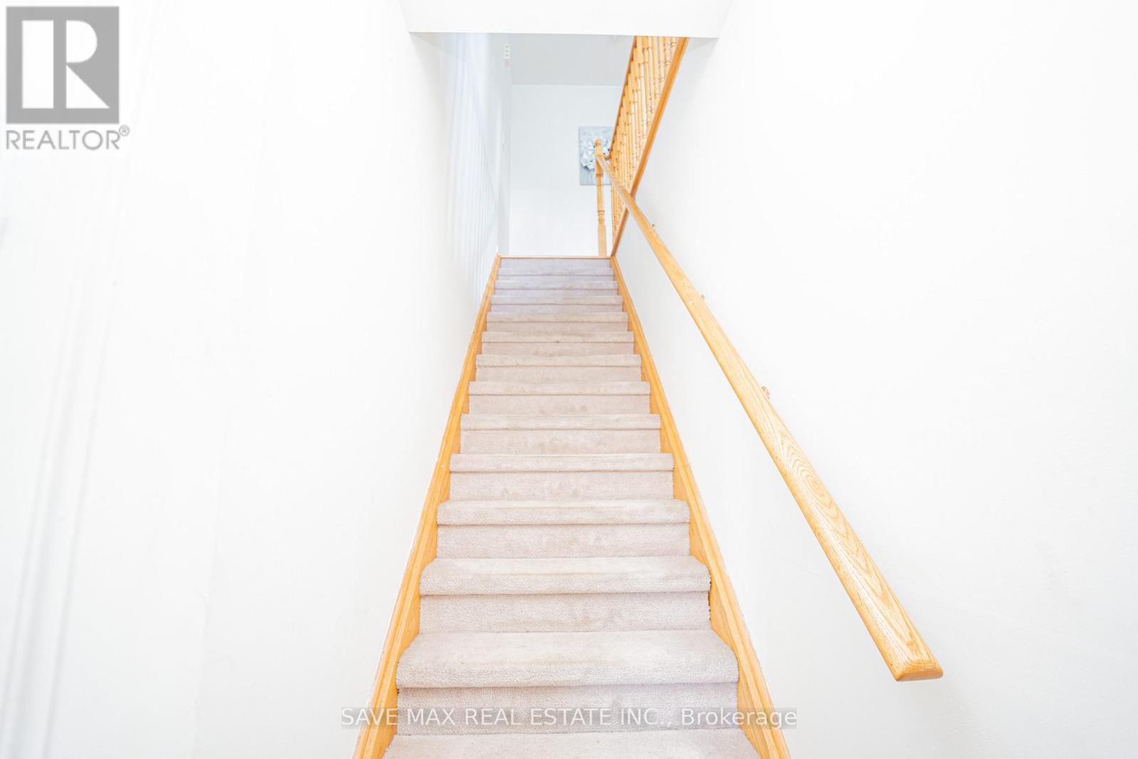 2 - 62 Preston Meadow Avenue Ne, Mississauga, Ontario  L4Z 1B1 - Photo 5 - W12486454