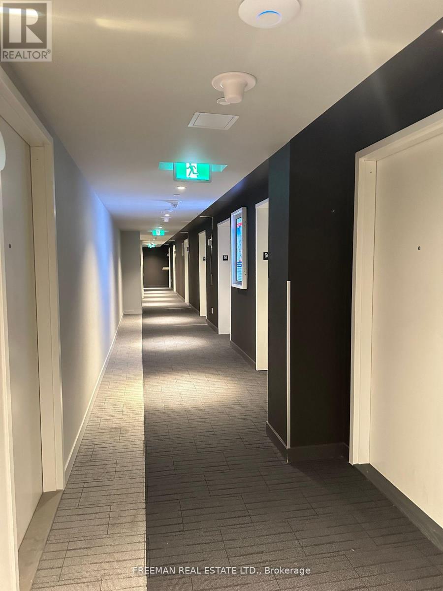 5602 - 3900 Confederation Parkway, Mississauga, Ontario  L5B 0M3 - Photo 19 - W12486457