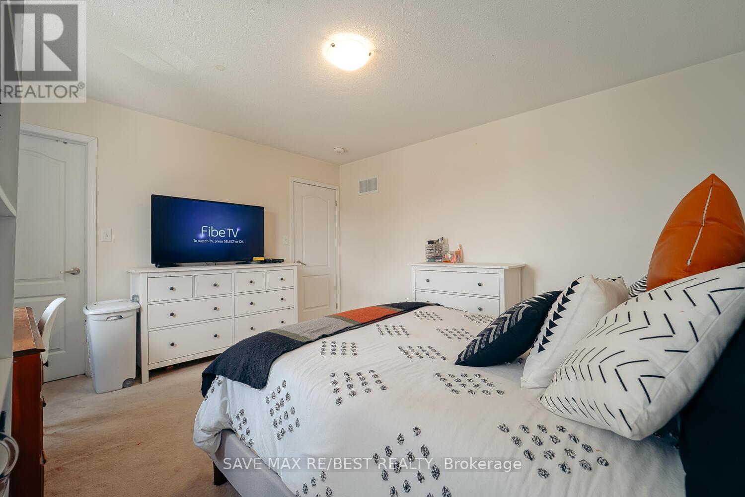 22 Birch Tree Trail, Brampton, Ontario  L6P 3M8 - Photo 32 - W12486473