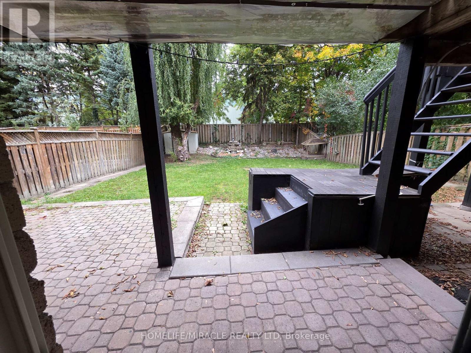 6585 Eastridge Road, Mississauga, Ontario  L5N 4L5 - Photo 14 - W12486478