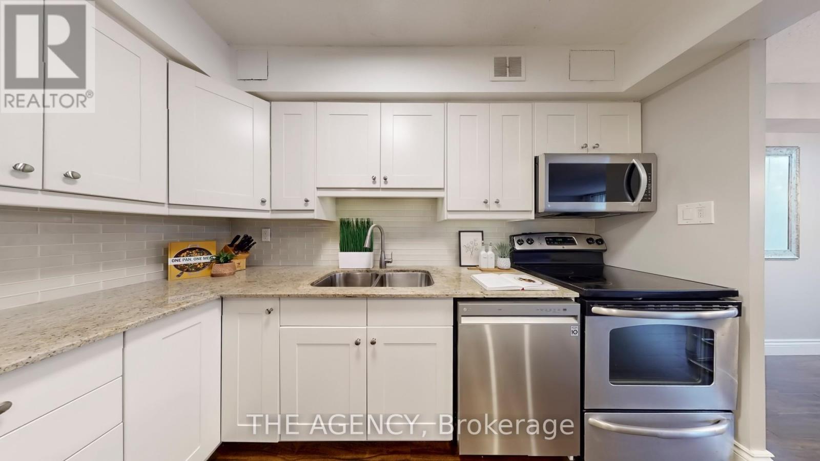 119 - 60 Southport Street Nw, Toronto, Ontario  M6S 3N4 - Photo 9 - W12486484