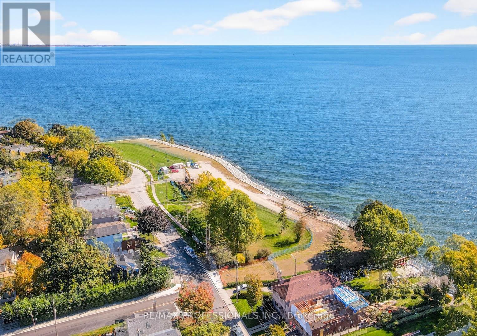 22 Ninth Street, Toronto, Ontario  M8V 3E3 - Photo 49 - W12486488