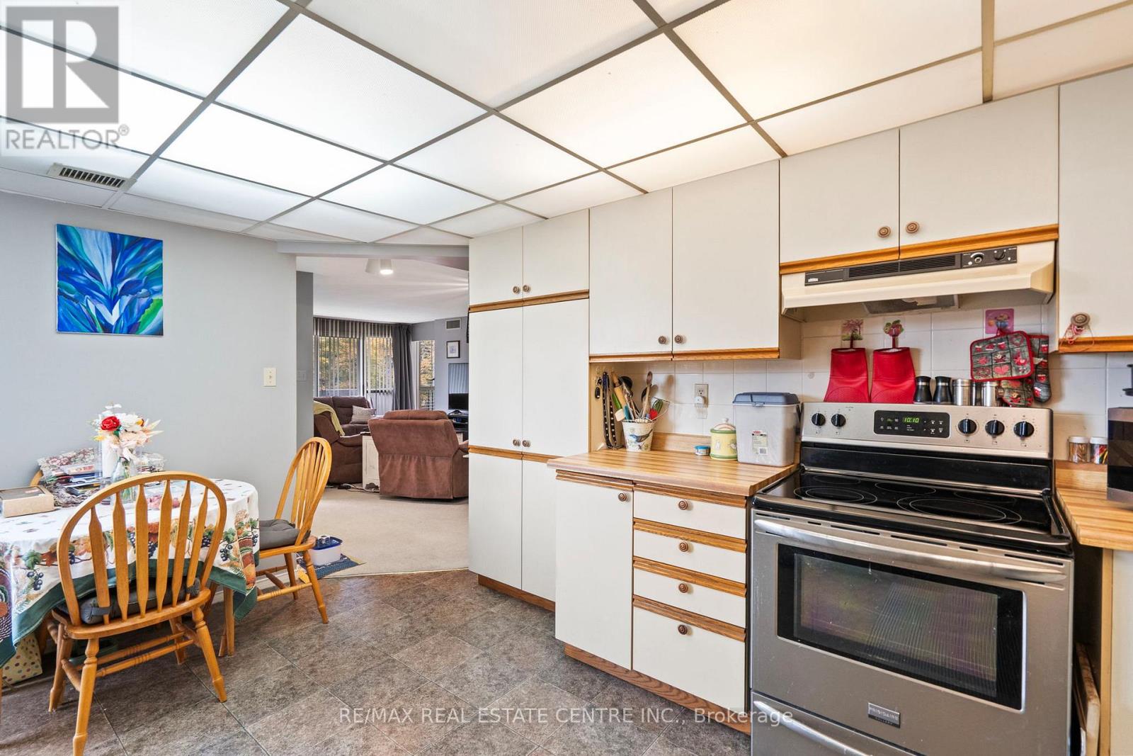 209 - 5090 Pinedale Ave Avenue, Burlington, Ontario  L7L 3V8 - Photo 12 - W12486498