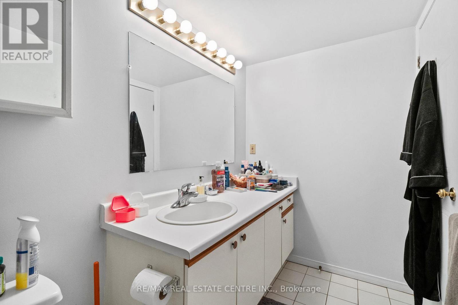 209 - 5090 Pinedale Ave Avenue, Burlington, Ontario  L7L 3V8 - Photo 22 - W12486498