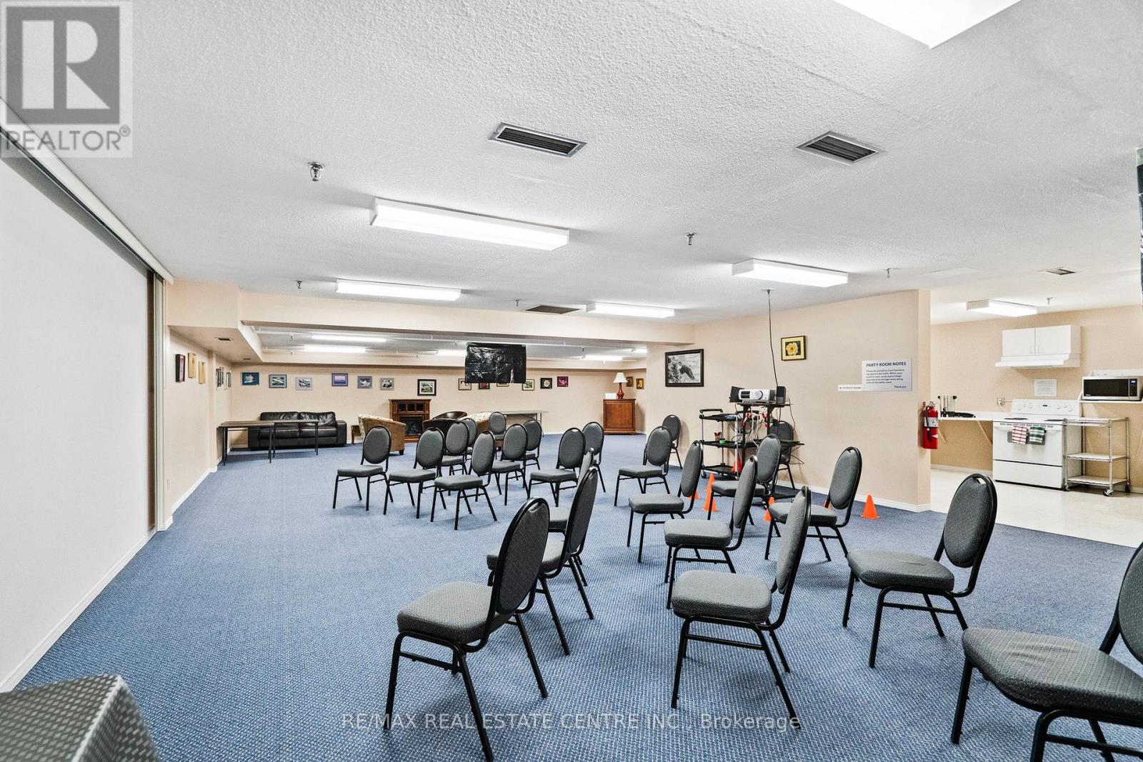 209 - 5090 Pinedale Ave Avenue, Burlington, Ontario  L7L 3V8 - Photo 44 - W12486498