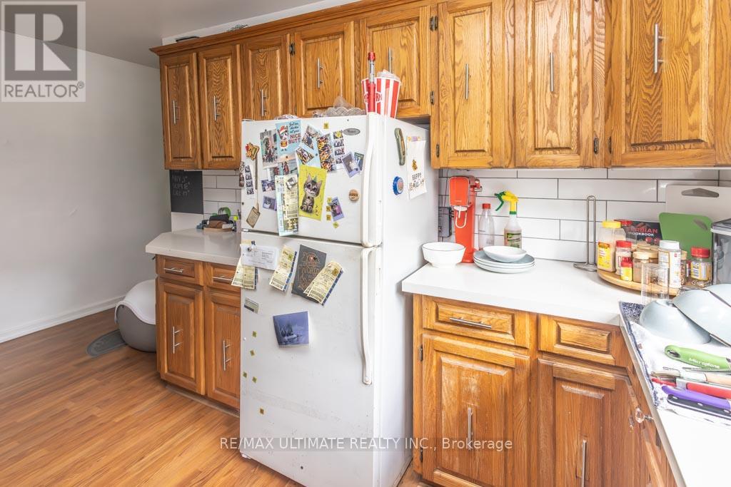 39 Laws Street, Toronto, Ontario  M6P 2Y8 - Photo 26 - W12486501