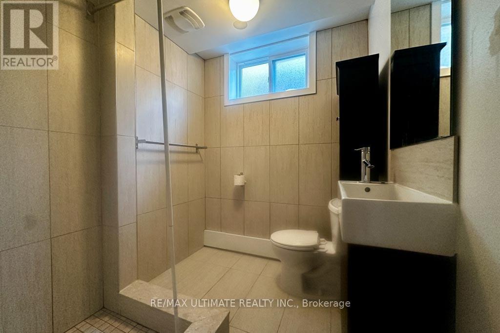 39 Laws Street, Toronto, Ontario  M6P 2Y8 - Photo 36 - W12486501