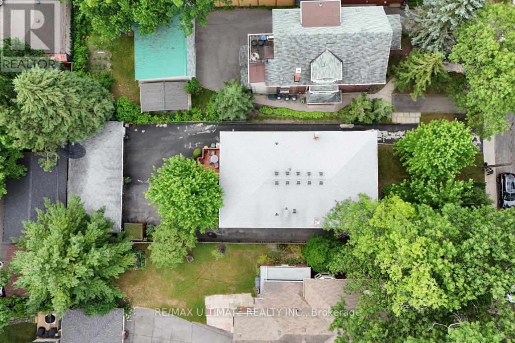 39 Laws Street, Toronto, Ontario  M6P 2Y8 - Photo 45 - W12486501