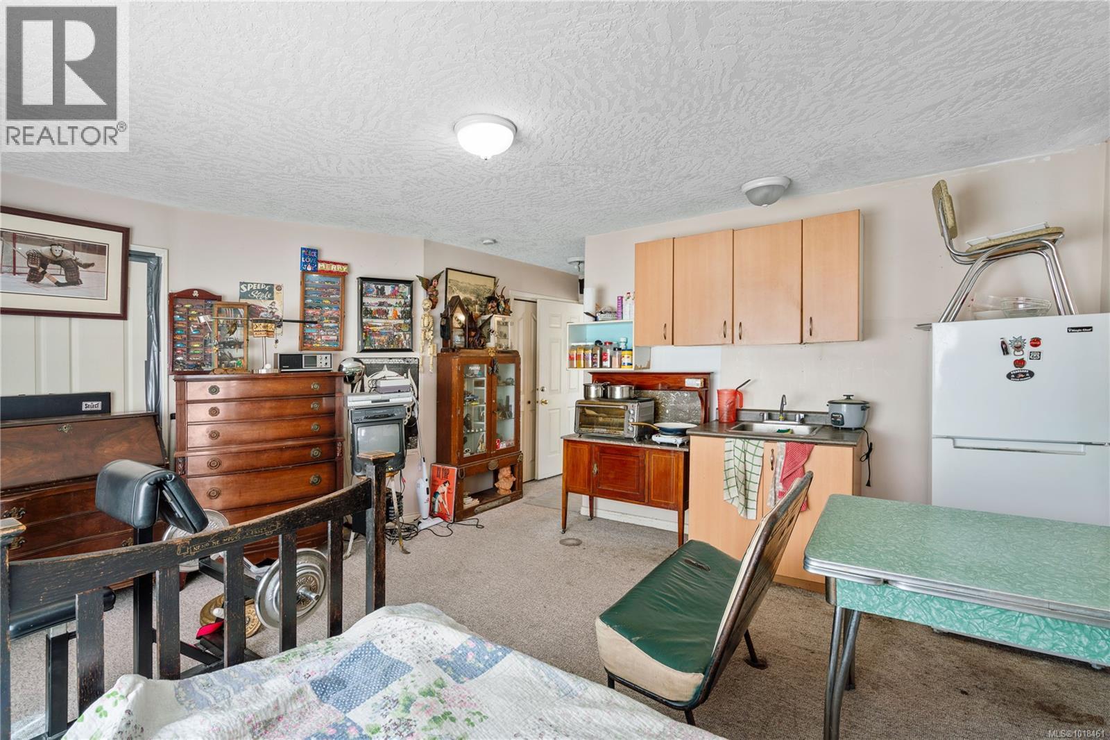 4202 Quadra St, Saanich, British Columbia  V8X 1L4 - Photo 41 - 1018461