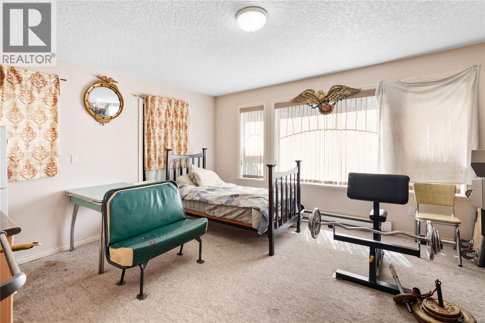 4202 Quadra St, Saanich, British Columbia  V8X 1L4 - Photo 42 - 1018461