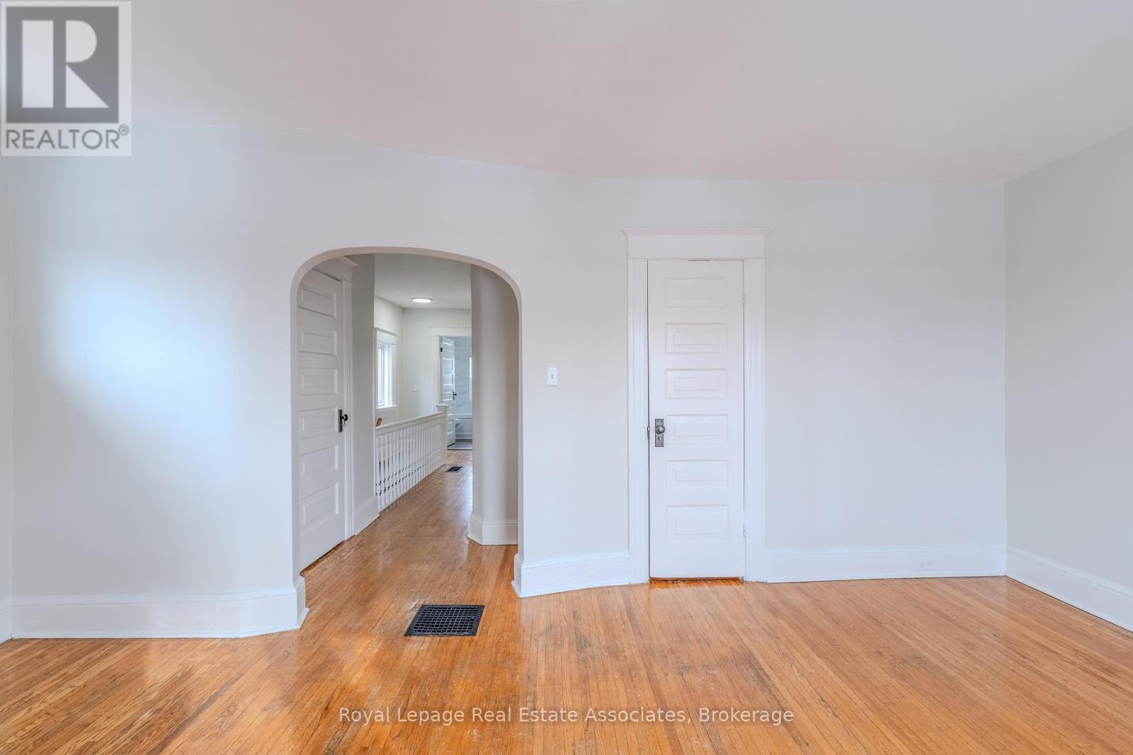 2 - 157 William Street, Brantford, Ontario  N3T 3L2 - Photo 18 - X12486374