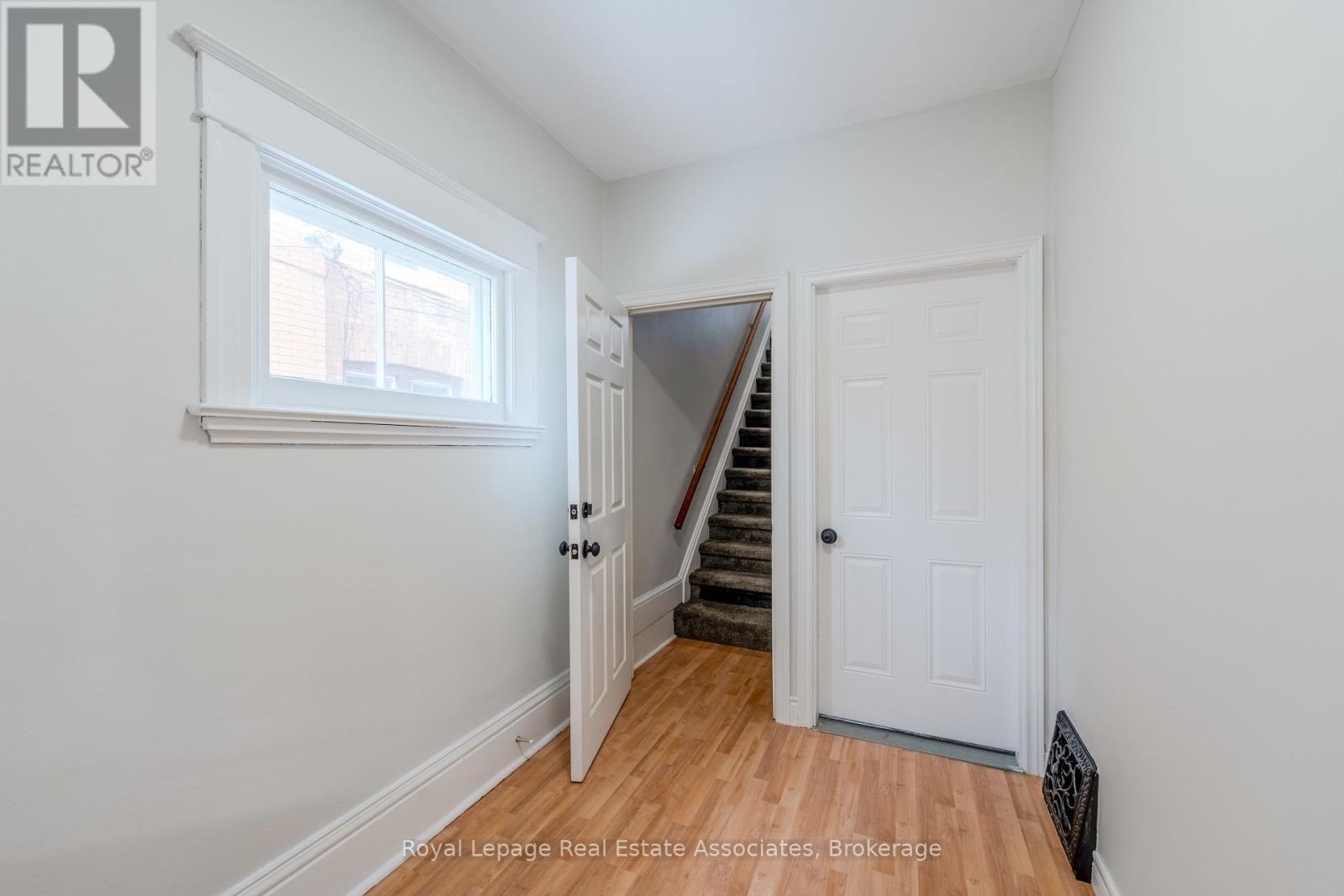 2 - 157 William Street, Brantford, Ontario  N3T 3L2 - Photo 2 - X12486374
